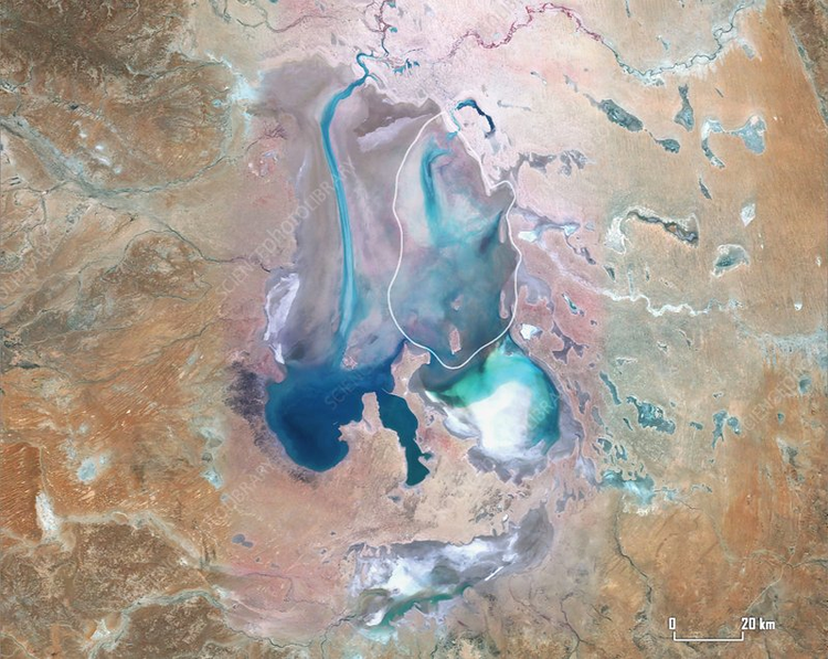 Bi an ho nuoc thu vi nhat the gioi “xuat hien” 3 nam mot lan-Hinh-10