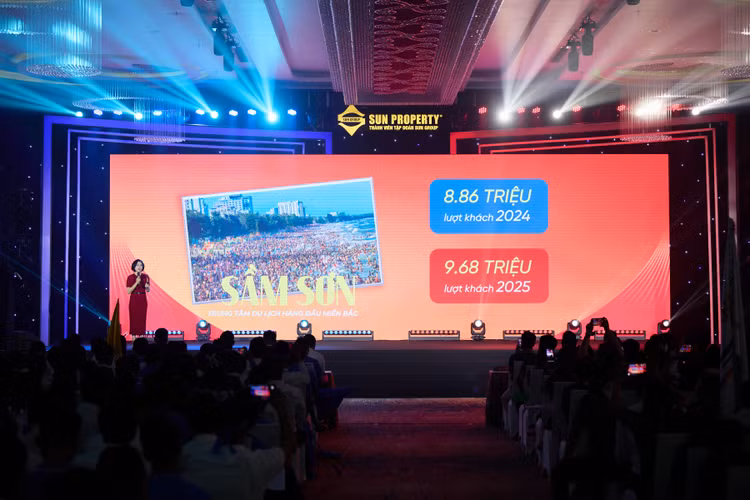 Tung bung le ra quan The Pathway, kich hoat “bom tan” dau tu mua he tai Sam Son-Hinh-2