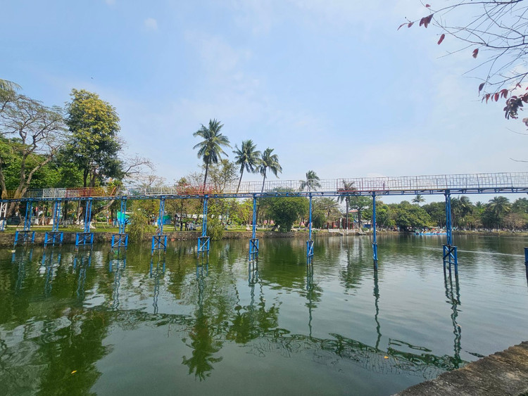 Nao vet ho lon nhat Da Nang, bun chua biet do di dau-Hinh-9