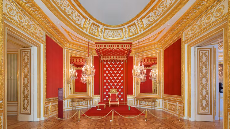 Choang ngop nhung cung dien trang le bac nhat the gioi-Hinh-6