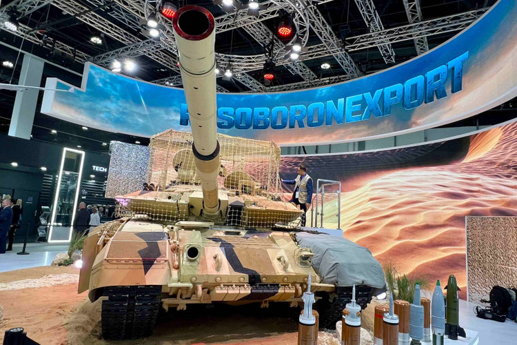 Nga trang bị UAV cho xe tăng, trang bị nhiều công nghệ mới Nga trang bi UAV cho xe tang, trang bi nhieu cong nghe moi