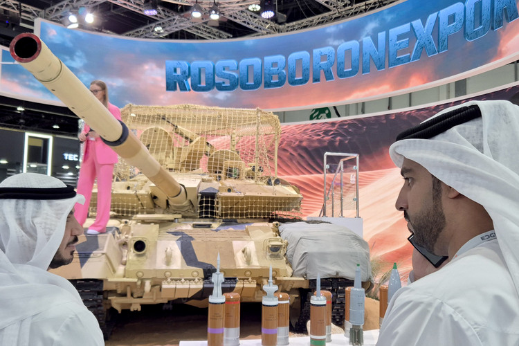 Nga trang bị UAV cho xe tăng, trang bị nhiều công nghệ mới - Hình 3 Nga trang bi UAV cho xe tang, trang bi nhieu cong nghe moi-Hinh-3