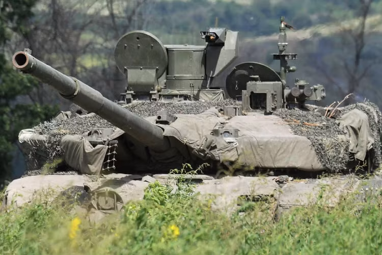 Nga trang bi UAV cho xe tang, trang bi nhieu cong nghe moi-Hinh-10