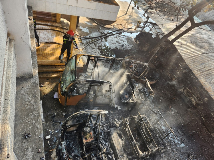 Nguyen nhan ban dau vu 40 xe dien du lich tai Hoi An chay rui-Hinh-4