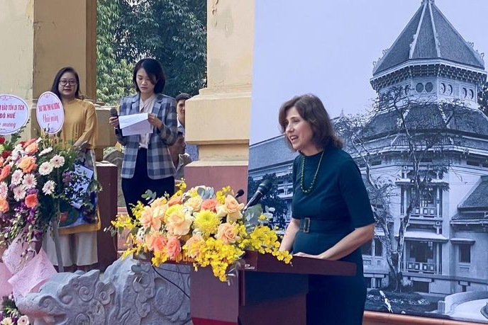 Can canh 10 co vat vo gia vua tro ve Viet Nam-Hinh-12