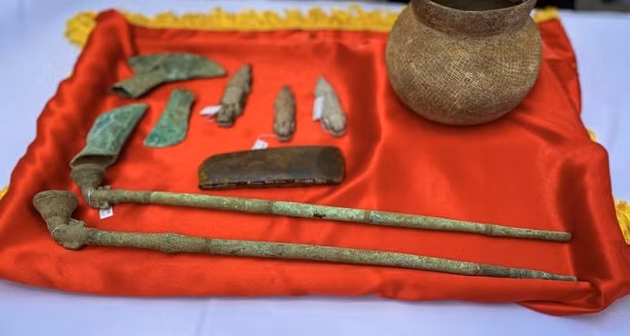 Can canh 10 co vat vo gia vua tro ve Viet Nam-Hinh-5