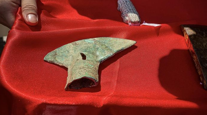 Can canh 10 co vat vo gia vua tro ve Viet Nam-Hinh-3