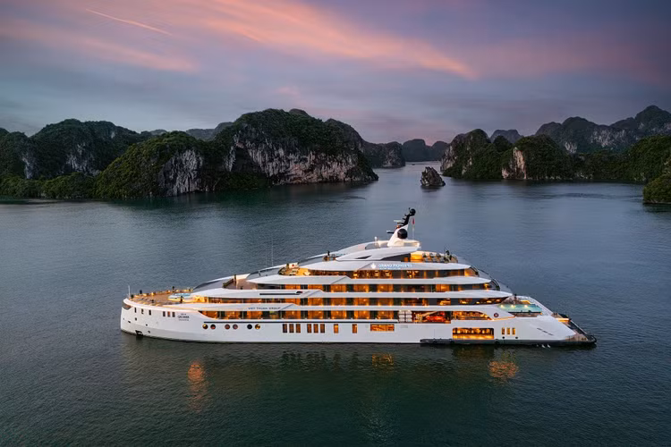 Grand Pioneers - sieu du thuyen tien phong du lich xanh Vinh Ha Long