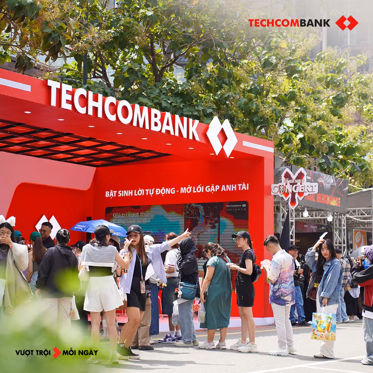 Cảnh sân khấu hoành tráng