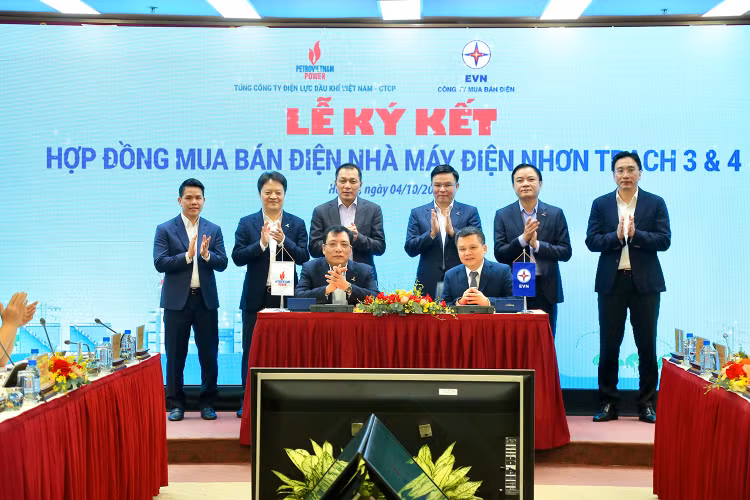 Petrovietnam ky ket hop dong mua ban dien cho du an NM dien Nhon Trach 3&4