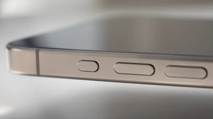 Thiet ke moi tren iPhone 16 khien iFan dung ngoi khong yen-Hinh-5