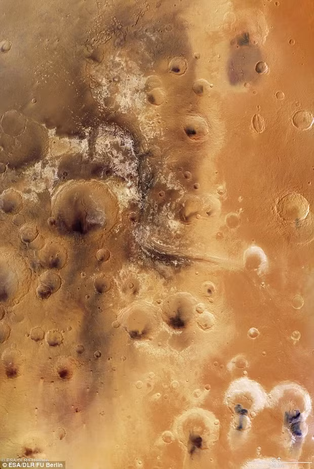 Nong: Cong bo hinh anh kinh ngac ve “mien su song” tren sao Hoa-Hinh-6