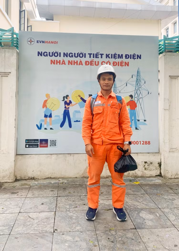 EVNHANOI voi tinh than “Tat ca vi du an duong day 500kV mach 3“