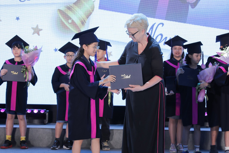 TH School: Khép lại năm học “không ngừng vươn xa” trong môi trường giáo dục toàn diện - Hình 2 TH School: Khep lai nam hoc “khong ngung vuon xa” trong moi truong giao duc toan dien-Hinh-2