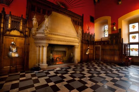 Lau dai 'ma am' noi tieng nhat the gioi va tieng trong ky di-Hinh-4