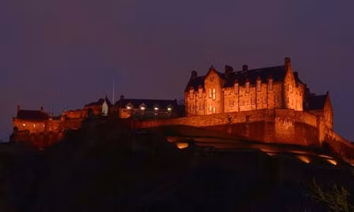 Lau dai 'ma am' noi tieng nhat the gioi va tieng trong ky di-Hinh-7