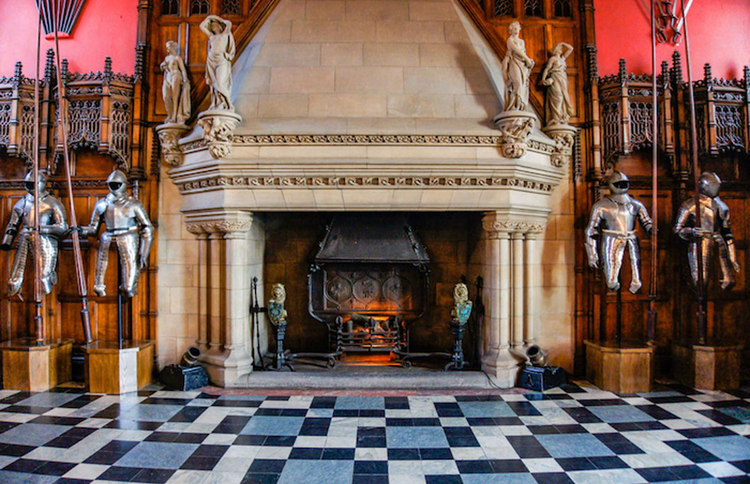 Lau dai 'ma am' noi tieng nhat the gioi va tieng trong ky di-Hinh-5