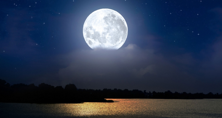 Giai ma thu vi: Vi sao trang ram thang Gieng cach Trai Dat kha xa?-Hinh-8