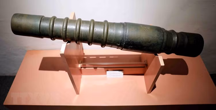 Tan muc cac bao vat quoc gia moi tai Hoang thanh Thang Long-Hinh-12