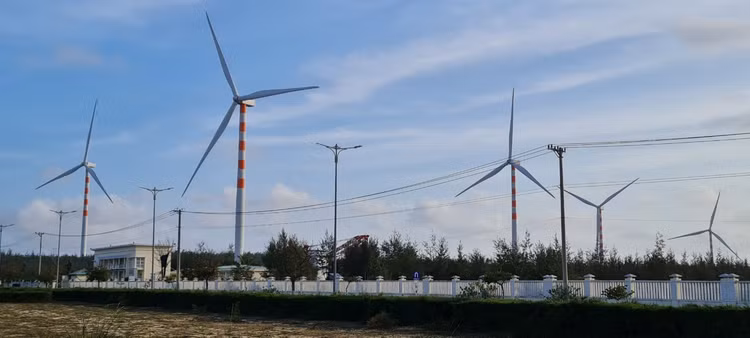 Den Binh Dinh, ngam ve dep hoang so cua bai bien Trung Luong-Hinh-10