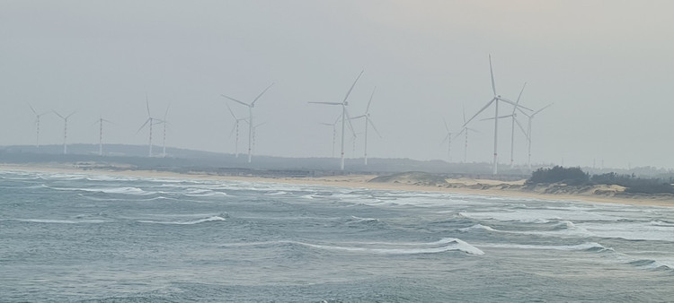 Den Binh Dinh, ngam ve dep hoang so cua bai bien Trung Luong-Hinh-8