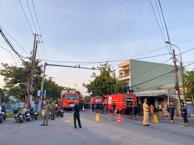 Quang Nam: Chay nha luc rang sang, hai vo chong tu vong-Hinh-2