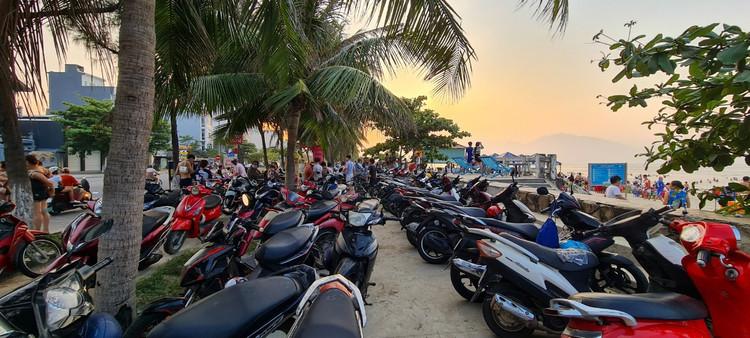 Nong do lua, dan Da Nang un un ra bien giai nhiet-Hinh-4