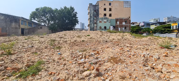 SVD Chi Lang sau 1 nam pha do: Nhech nhac giua khu dat “kim cuong“-Hinh-6