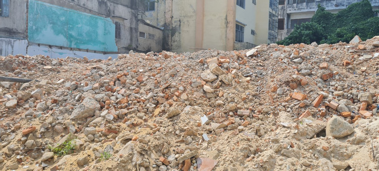 SVD Chi Lang sau 1 nam pha do: Nhech nhac giua khu dat “kim cuong“-Hinh-4