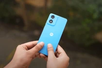 Smartphone siêu pin, vua giá rẻ của Motorola lên kệ
