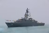 Mỹ - Iran khẩu chiến gay gắt về vụ đánh chìm tàu chiến trên Ấn Độ Dương