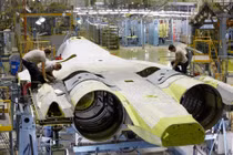 Nga đẩy nhanh sản xuất hàng loạt siêu chiến đấu cơ Su-57