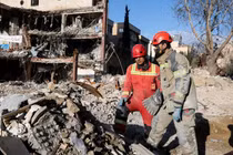 Israel tấn công Tehran với quy mô 'chưa từng có'