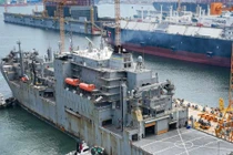 Hải quân Mỹ trông cậy vào Nhật - Hàn để đóng mới tàu chiến