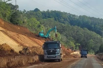 Quảng Ngãi đẩy nhanh khắc phục sạt lở trên Quốc lộ 24 để đảm bảo giao thông
