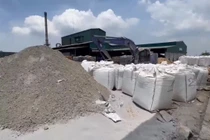 Phát hiện 3 doanh nghiệp ở Quảng Ngãi lén đổ thải ra môi trường