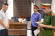 Khởi tố 'Đức bê đê' trong vụ khai thác cát trái phép Thanh Hóa