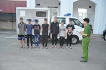 Khởi tố nhóm đối tượng mang hung khí gây náo loạn phố phường