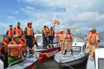 Mở rộng phạm vi tìm kiếm 2 nạn nhân mất tích vụ lật tàu Vịnh Xanh 58