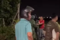 Rủ bé gái 13 tuổi đi chơi, bị nghi bắt cóc trẻ em