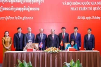 Việt Nam, Campuchia tăng cường hợp tác công tác Mặt trận