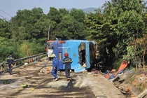 Thông tin mới về vụ lật xe khách 3 người chết, 5 người bị thương