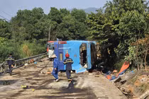 Thông tin mới về vụ lật xe khách 3 người chết, 5 người bị thương