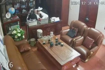 Luật sư nói gì về vụ người đàn ông "thân mật với nhiều phụ nữ"?