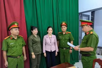 Chủ nha khoa Tuyết Chinh đối mặt pháp luật ra sao sau hành vi bạo lực?