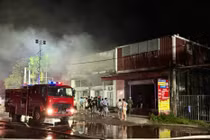 Cháy lớn ở Hải Dương gây thiệt hại đến 4 doanh nghiệp