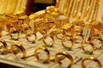 Giá vàng “nhảy múa” vì…đầu cơ, thao túng?