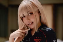 “Bùa chú” từ coser Việt giúp T1 thắng nghẹt thở trước AL 