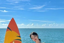 YouTuber Lluvly gây sốt với phong cách nghỉ dưỡng sang chảnh