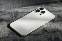 iPhone 16 Pro Max cũng bị bẻ khóa iCloud, “thành trì Apple” sụp đổ